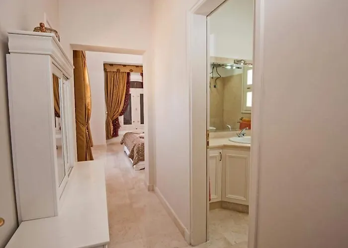 Y 140 Wast Golf Heated Private Pool * الغردقة