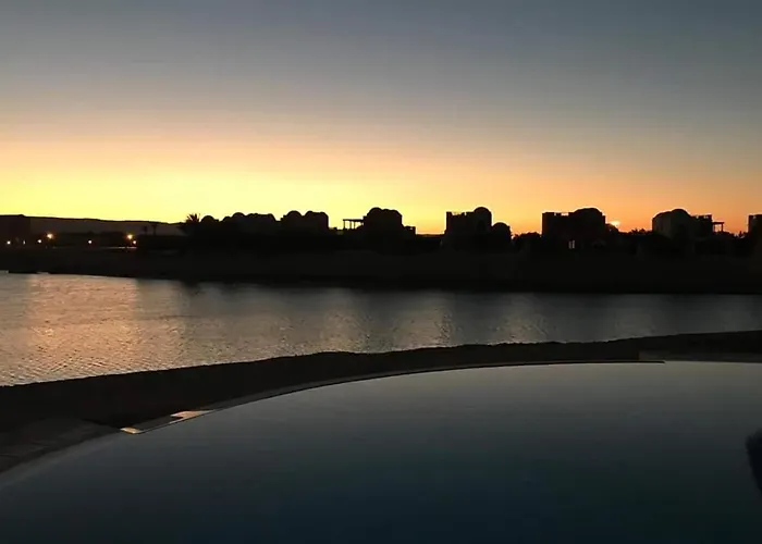 Y 140 Wast Golf Heated Private Pool فيلة